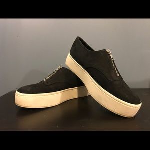 Vince sneakers